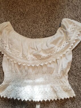 Off-Shoulder Crochet Trim Crop Top in White